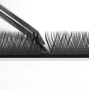 Extensions de cils CharmLash en fibres PBT coréennes et allemandes, effet croisé naturel, 20 rangées, haute qualité, personnalisables - Product Image 1