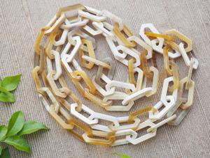 Collier de luxe en corne de buffle fait à la main, bijoux naturels et durables pour femmes, haute qualité - Product Image 2