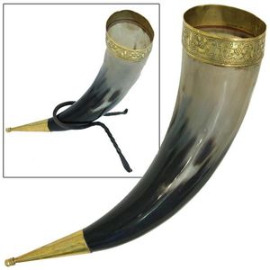 Corne à boire de style luxueux, artisanat viking poli, corne royale pour bière et eau avec logo personnalisé, écologique, taille - Product Image 3