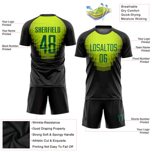 Tenues de football personnalisées en gros, nouvelle arrivée, 100% polyester, ensembles de vêtements de sport, qualité supérieure, sublimation pour adultes, tenues de football - Product Image 4