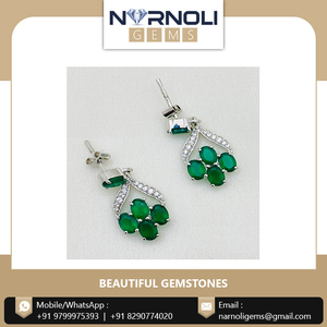 คอลเลกชันล่าสุดต่างหูเงินแท้ 925 ประดับด้วยนิลสีเขียวและเซอร์โคเนียสําหรับเป็นของขวัญ - Product Image 4