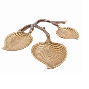 Shiny Polished Leaf Design Hotels Restaurants Home <b>Kitchen</b> Other Event Metal Serving <b>Tray</b> Golden Antique Finishing Server <b>Tray</b> - Product Image 3