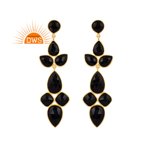 Pendientes colgantes de piedras preciosas de ónix negro chapados en oro de 18 quilates de plata de ley superventas, fabricante de joyería fina Demi - Product Image 1
