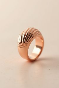 Bague en or massif 14K pour crevettes et croissants Bijoux fins modernes de haute qualité Plaqué rhodium Déclaration audacieuse pour les mariages - Product Image 4