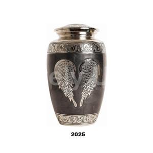 Urne funéraire en aluminium argenté gravé avec ailes d'angle et feuilles Urne adulte pour cendres humaines avec sac en velours gratuit - Product Image 1