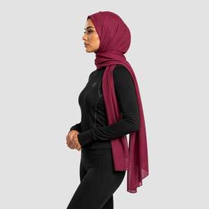Hijab GAI Basic Bourgogne avec un style long - Product Image 2