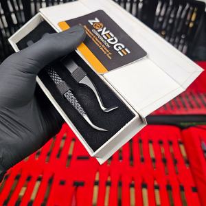 Extensions de cils Pince à épiler à pointe en fibre Acier durable Poudre noire brillante enduite par Zonedge - Product Image 6