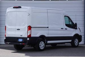 Ford E-Transit 350 350 3 portes SWB toit moyen, fourgon utilitaire d'occasion, années 2014 à 2023, à vendre - Product Image 3