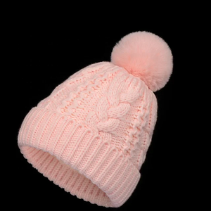 Bonnets en peluche chauds d'hiver pour hommes et femmes, logo personnalisé, pompon de haute qualité, broderie réglable, activités de plein air par temps froid, OEM - Product Image 6