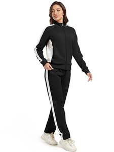 Conjunto Deportivo de Mujer a Rayas Blancas y Negras, Sudadera Larga con Pantalones Jogger a Juego, Estilo Deportivo Casual, Corte Regular, Cuello Alto - Product Image 4