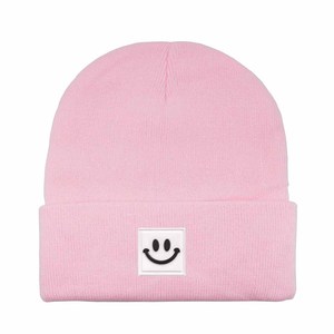 Fabrication pakistanaise Beanie Caps Chapeaux d'hiver de rue avec étiquette personnalisée de couleur rose avec logo personnalisé - Product Image 1