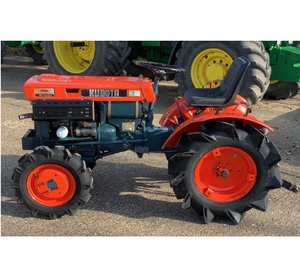 Tracteurs miniatures japonais d'occasion de qualité supérieure Kubota B700 4x4, petits tracteurs diesel pour vergers et jardins - Product Image 6