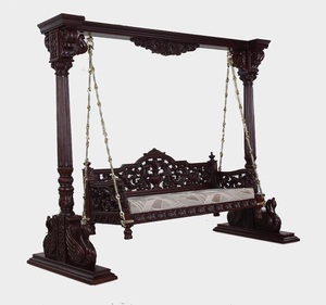 Columpio tallado a mano con acabado de nogal para el hogar Columpio de madera de calidad superior para sala de estar Columpio de acabado de nogal de madera de teca India UK - Product Image 2