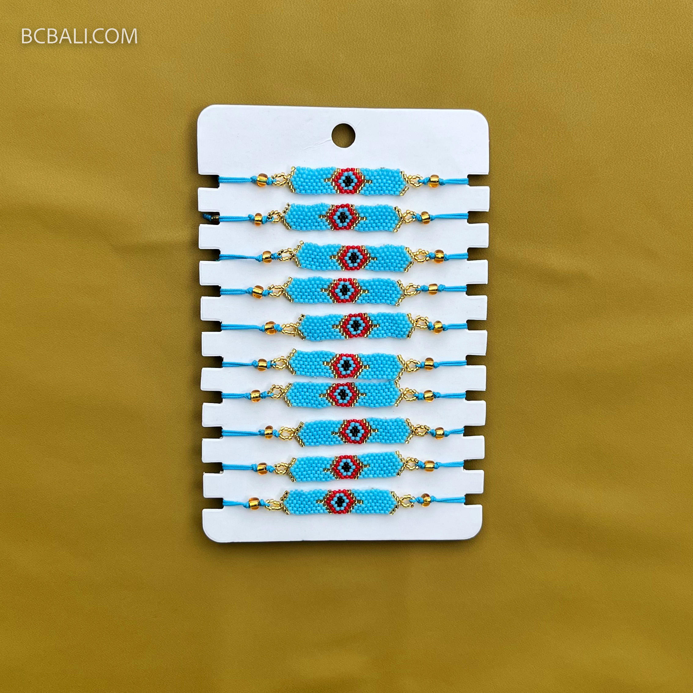 สีฟ้าอ่อน