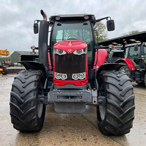 Obtenez une bonne affaire pour ce tracteur Massey Ferguson 7720 de 200 CV, neuf et d'occasion, pour les travaux de construction et agricoles. - Product Image 1