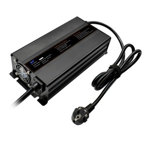Cargador de Batería de Litio Inteligente de 48V para Bicicleta Eléctrica con Entrega de Energía Optimizada y Tecnología de Circuito de Conversión de Alta Eficiencia - Product Image 1