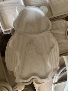 Bandeja de madera de comida de moda Bandeja de madera ecológica Uso en restaurante para servir bistec con forma y tamaño personalizados de 99 GD - Product Image 6