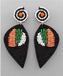 Boucles d'oreilles en perles élégantes faites à la main avec du fil - Product Image 1