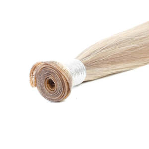 สำหรับผมต่อ Genius Weft แบบเทปใส รุ่น 17/1001 สีเบจเย็นผสมสีบลอนด์มุก ผมตรงแท้แบบ Remy บราซิล - Product Image 3