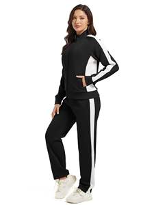 Conjunto Deportivo de Mujer a Rayas Blancas y Negras, Sudadera Larga con Pantalones Jogger a Juego, Estilo Deportivo Casual, Corte Regular, Cuello Alto - Product Image 3