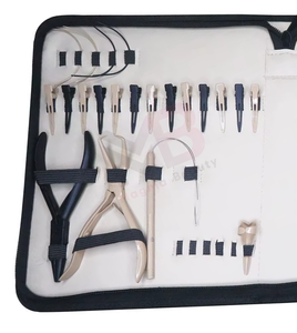 Kit d'outils professionnels MAGMA BEAUTY pour extensions de cheveux avec composants métalliques, micro-perles, pinces crocodiles et ciseaux pour usage en salon - Product Image 4