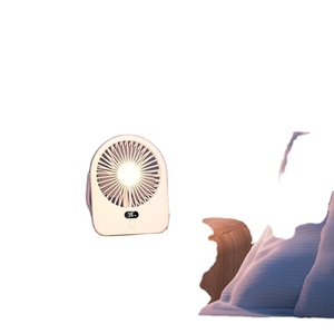 Escritorio Portátil Pequeño con 5 Velocidades Ajustables, Luz Nocturna y Ventilador Recargable USB para Uso en Interiores y Exteriores - Product Image 1