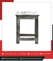 Tabouret en bois ancien, artisanal, en bois récupéré, mobilier moderne, siège industriel unique, salon, chambre, extérieur, appartement