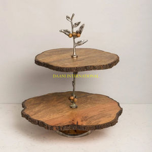 Soporte de postre de madera de acacia de 2 niveles con asa dorada, elegante bandeja para servir para cupcakes, pasteles, frutas, aperitivos y exhibición de cocina - Product Image 2