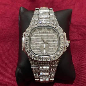 Montre mécanique en acier inoxydable personnalisée avec diamants en moissanite baguette édition limitée premium, bracelet en acier inoxydable, résistante à l'eau 3BAR - Product Image 1