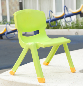 Vente en gros de meubles de jardin d'enfants chaise en plastique empilable pour les tout-petits à vendre chaise bébé durable et sûre de 46cm de hauteur - Product Image 4