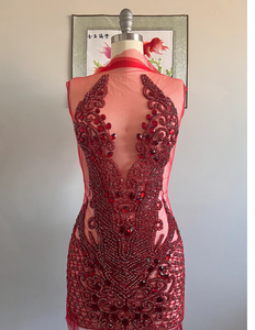 ชุดเดรสงานแต่งงานของผู้หญิงประดับมุกปักลายดอกไม้เย็บบนผ้าโพลีเมชออกแบบได้ตามต้องการงานแฮนด์เมด - Product Image 6