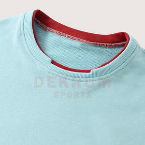 เสื้อสเวตเชิ้ตแฟชั่นใหม่สำหรับผู้ชาย ฤดูหนาว แบบเรียบ ปักโลโก้ได้ ระบายอากาศได้ดี หนา มีซิป ดีไซน์ ODM ขายส่ง - Product Image 4