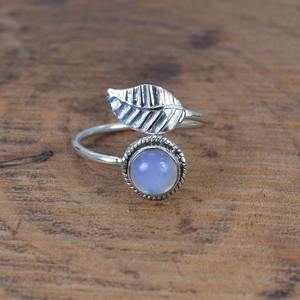 Bague en argent sterling 925 de style bohème avec pierre précieuse opalite laiteuse cadeau de mariage fait main pour les femmes pour les fêtes - Product Image 5