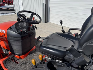 Venta al por mayor de tractor Kubota BX2380 subcompacto 4x4, minicargadora sobre ruedas, listo para enviar, usado para agricultura y construcción. - Product Image 4