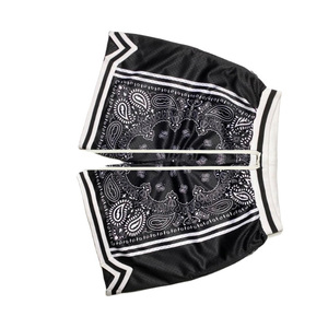 Pantalones cortos de malla atlética Pantalones cortos deportivos de béisbol para hombres Diseño elegante y moderno Entrenamiento Correr Pantalones cortos de gimnasio - Product Image 4