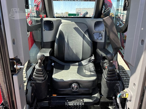 2024 Yanmarns TL75VS/TL80VS Chargeuse compacte sur chenilles avec mini chargeuse avant et rétrocaveuse - Product Image 5