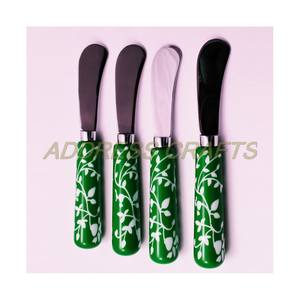 Set de couteaux à beurre en acier inoxydable personnalisés avec manche en résine florale Set de couteaux à beurre classiques décoratifs pour fromage à tartiner - Product Image 2