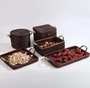 Set desain baru dari 5 desain kustom nampan sarapan bergigi rotan alami buatan tangan dari India