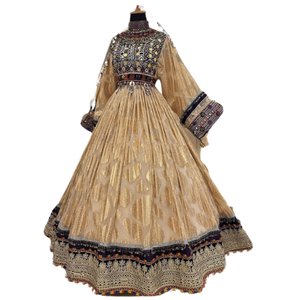 Robe afghane la plus exigeante Robe punjabi de style banjara pour femmes Robes afghanes Kuchi vintage indiennes pour mariages, fêtes et EID - Product Image 1