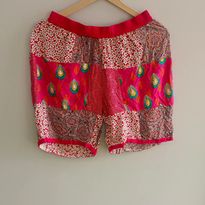 Pantalones cortos de Yoga de cintura alta Unisex, 2 bolsillos, súper cómodos, de lona, con cordón, transpirables, pantalones cortos calientes de retazos para uso en exteriores - Product Image 1