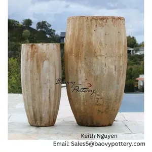 Garden ceramic pots modern outdoor glazed larger terra pots made in Vietnam high quality and reliable service