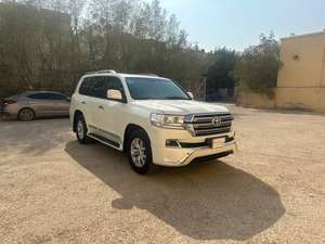 รถเก๋งมือสองปี 2019 ขับเคลื่อนสี่ล้อ เบาะหนัง ระบบควบคุมความเร็วอัตโนมัติ เครื่องยนต์ 4.5 ลิตร V8 เกียร์อัตโนมัติ หลังคาซันรูฟแบบพาโนรามา - Product Image 2