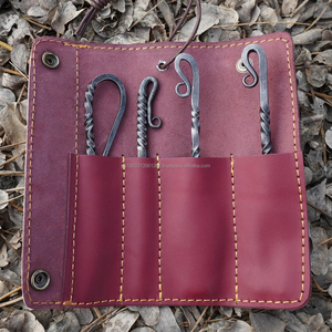 Juego de cubiertos de acero forjado medieval con cuchara tenedor cuchillo juego de cena forjado a mano en bolsa de gamuza OEM personalizable - Product Image 6