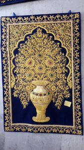 Colgante de pared bordado Zari para decoración del hogar, diseño de jarrón Floral en resina y tela de algodón, arte bordado para decoración de habitación - Product Image 2