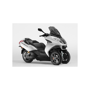 Scooter Peugeot Équipé d'un Démarrage Électrique et d'un Système de Freinage Efficace - Product Image 6