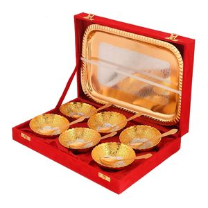Juego de cuencos chapados en oro y plata alemana de lujo con 6 cuencos, 6 cucharas y 1 bandeja con caja de terciopelo real disponible para la venta - Product Image 1