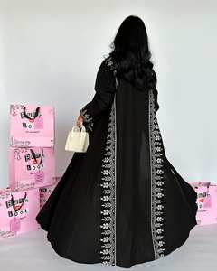 Abaya de satén de lujo personalizada al por mayor para mujer, vestido islámico turco pequeño, mangas con volantes, estilo Dubái, seda de alta calidad para - Product Image 3