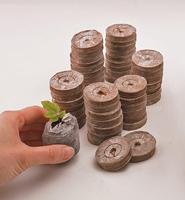 Top vendeur COCO PEAT pellets moelle de coco culture hydroponique disques de mousse de coco moyennes toutes tailles fournisseurs grande quantité du Vietnam