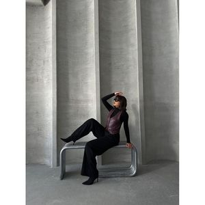 Chaleco de Cuero con Botones para Mujer, Producto al por Mayor, Diseño Elegante - Product Image 4