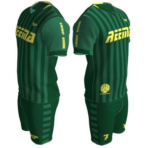 Vêtements de football en polyester 100% de qualité supérieure, personnalisés en gros pour les équipes professionnelles et les athlètes, conçus par Reema Technologies - Product Image 3